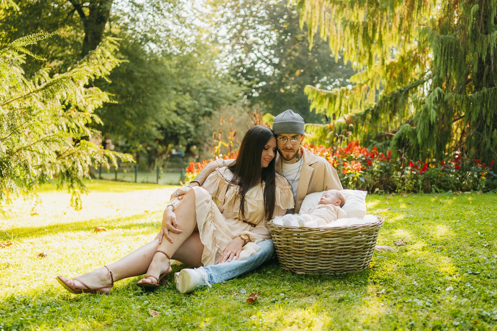Papa et bébé complices lors d'une séance photo